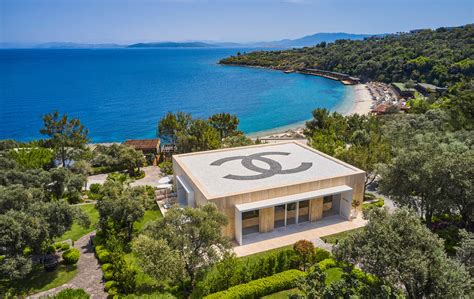 Chanel Opens An Exclusive Boutique in Bodrum.